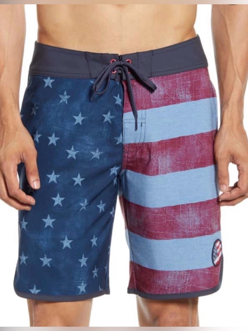 Travis Mathew Red White & Blue Flag Board Shorts SZ 40